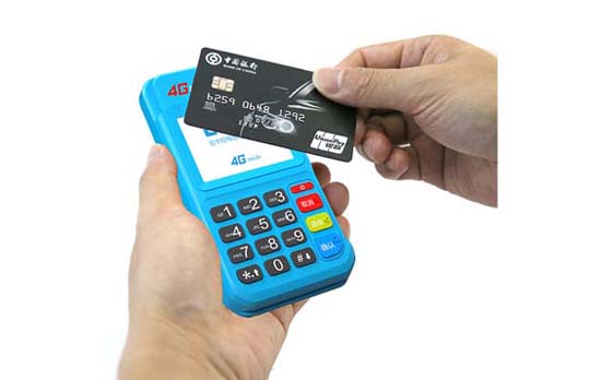 刷卡机刷卡是按消费键